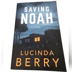 Saving Noah‎ by lucinda berry paperback